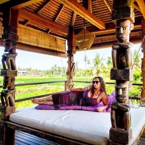 Meet your Posher, Anica